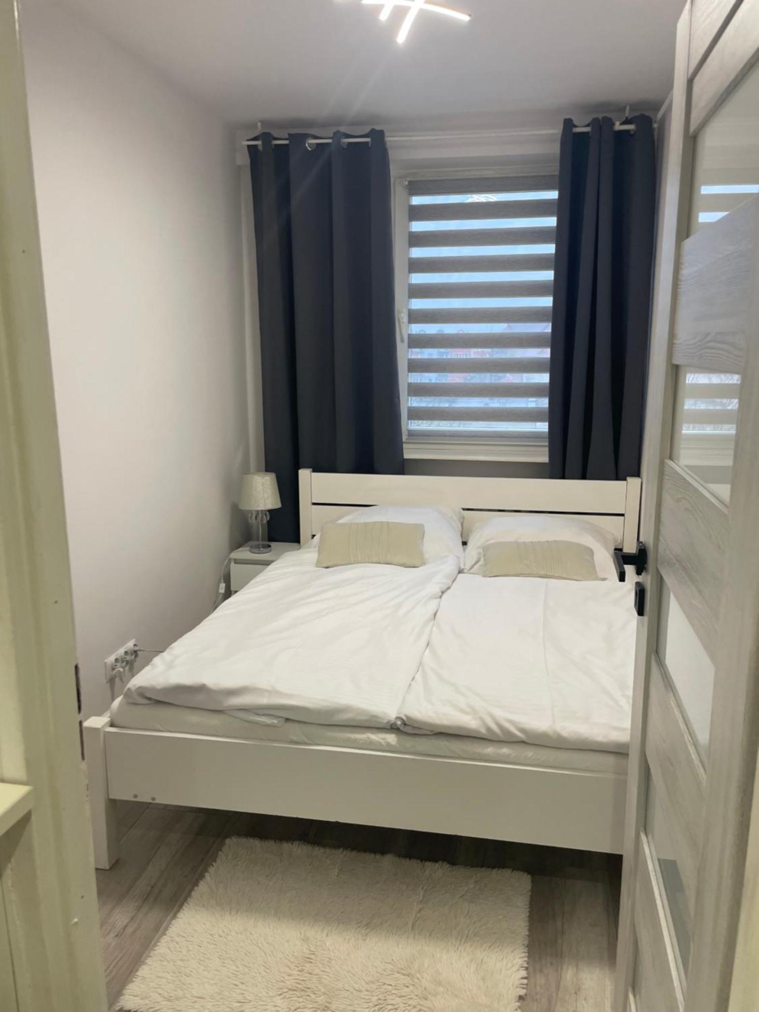 Apartament 2 Pokojowy W Centrum Miasta Zagan Exterior photo